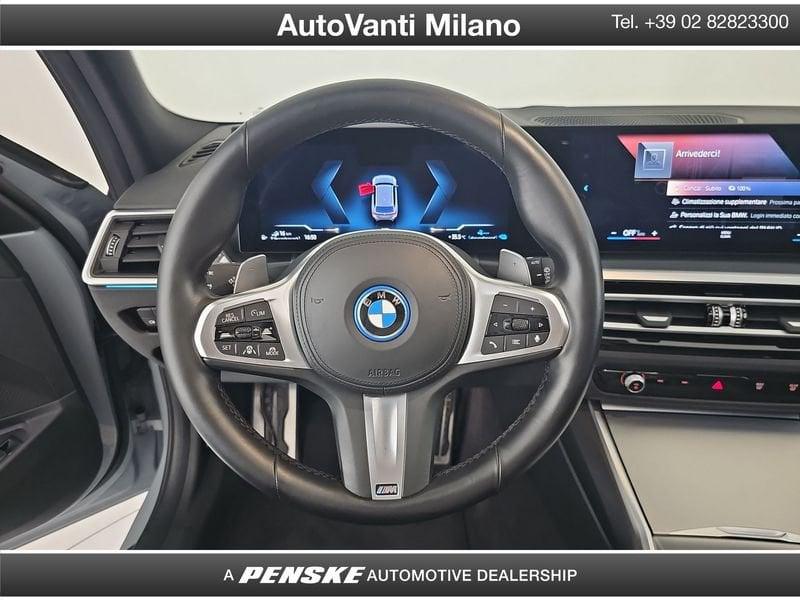 BMW Serie 3 330e xDrive Touring Msport Pro