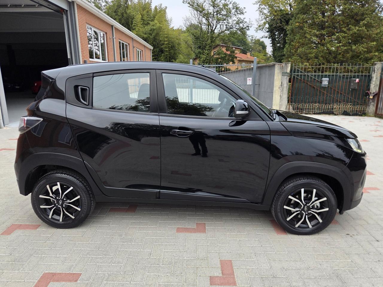 Mahindra KUV100 1.2 VVT 87 cv M-Bifuel GPL K8