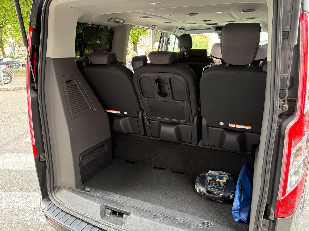 Ford Tourneo Custom 2.0 EcoBlue Titanium
