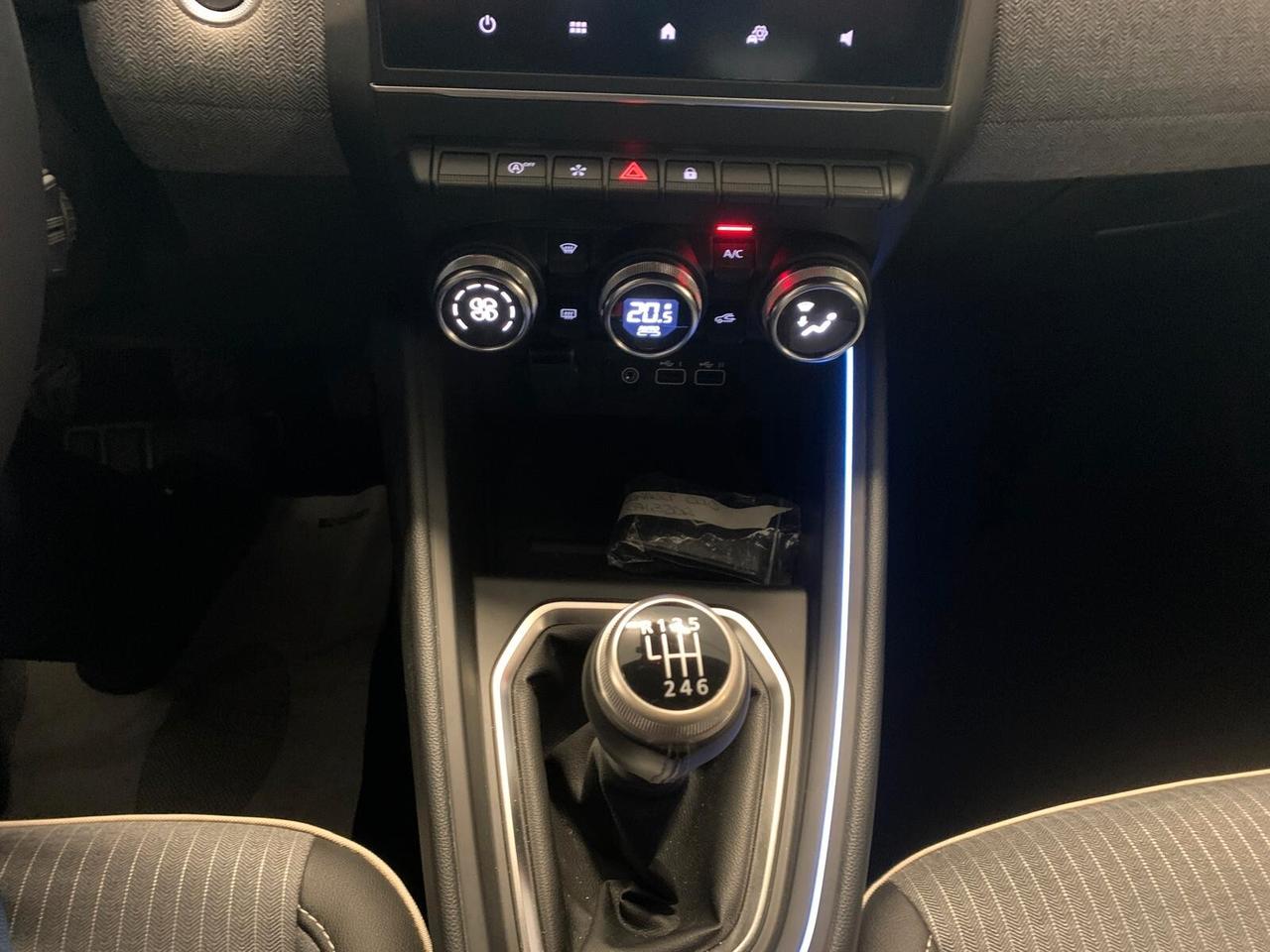 RENAULT CLIO 1.0 TECHNO 90 CV AZIENDALE PARI AL NUOVO