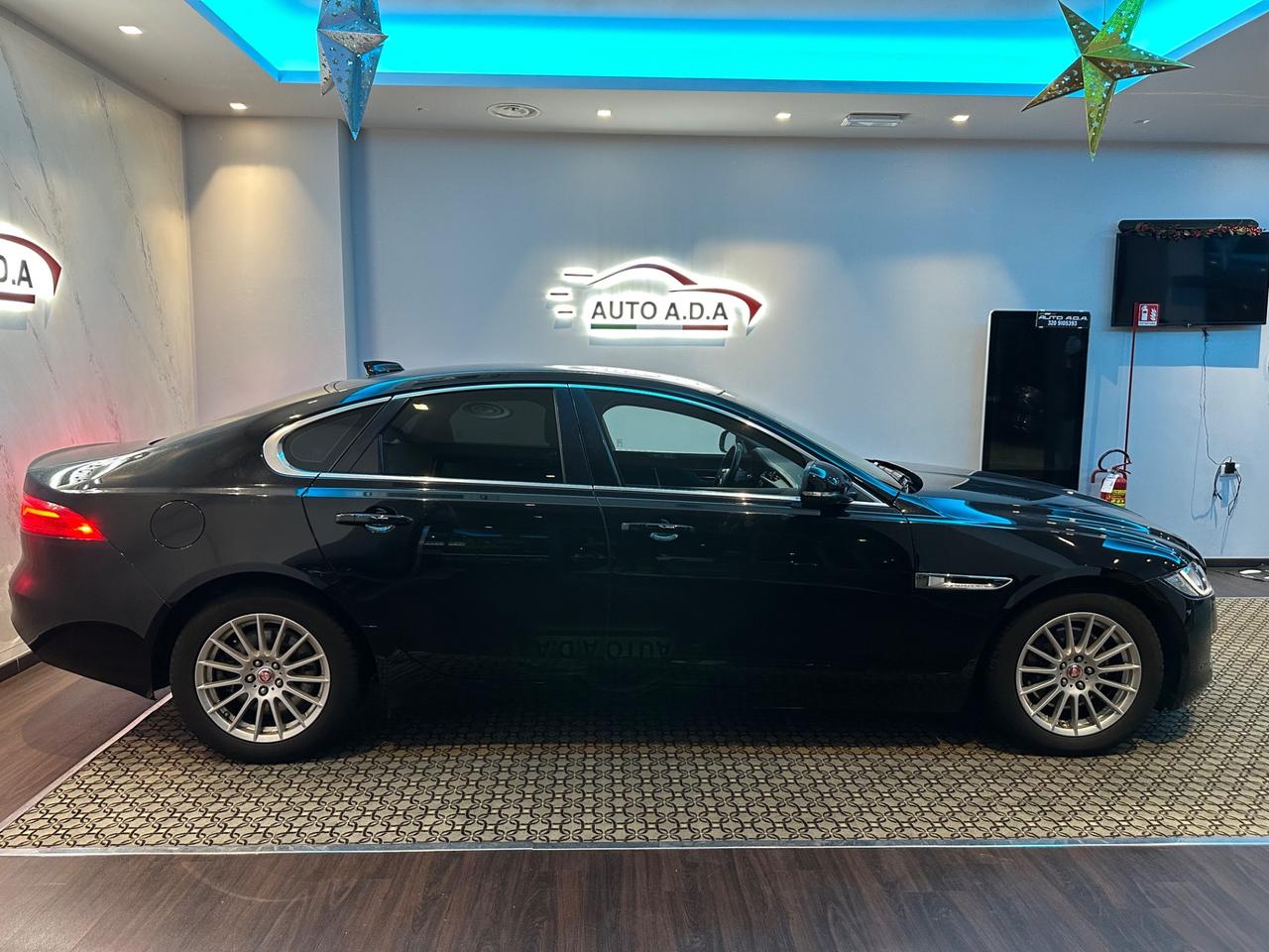 Jaguar XF 2.0 D 180 CV Portfolio