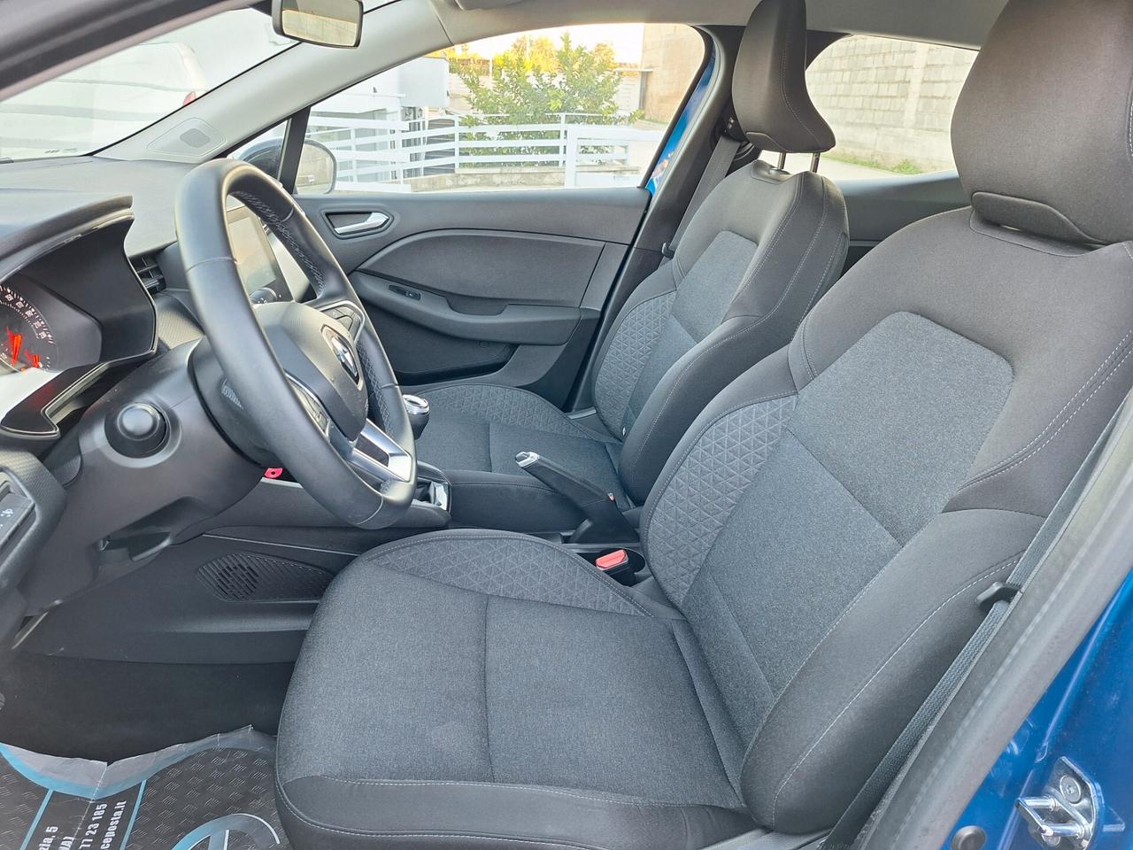 Renault Clio EQUILIBRE 1.0 TCe 90cv NAV - 2023