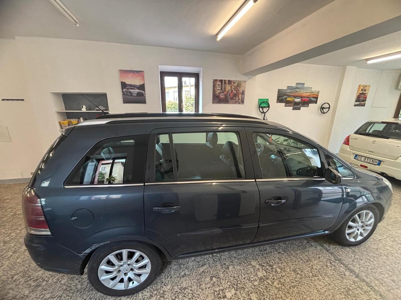 Opel Zafira 1.9 CDTI 101CV Club