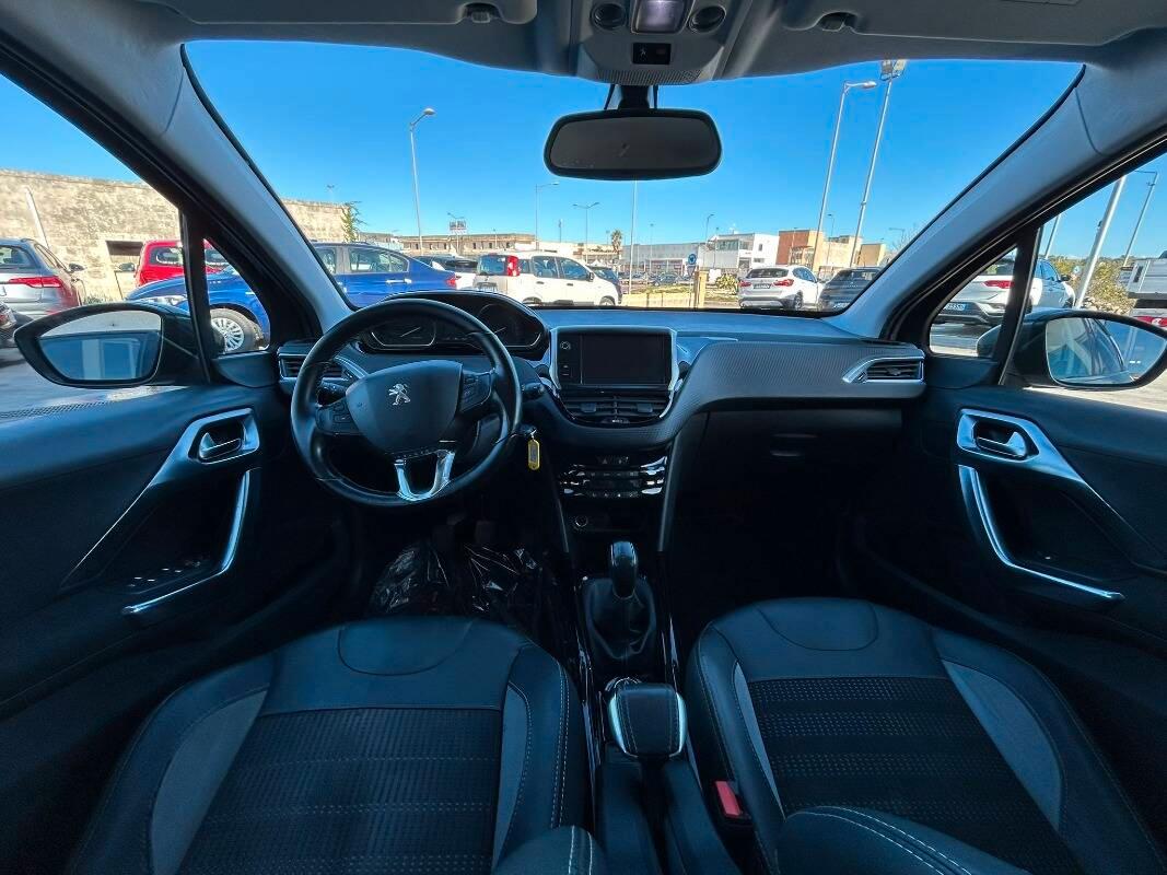 Peugeot 2008 1.6 bluehdi Active 100cv my16