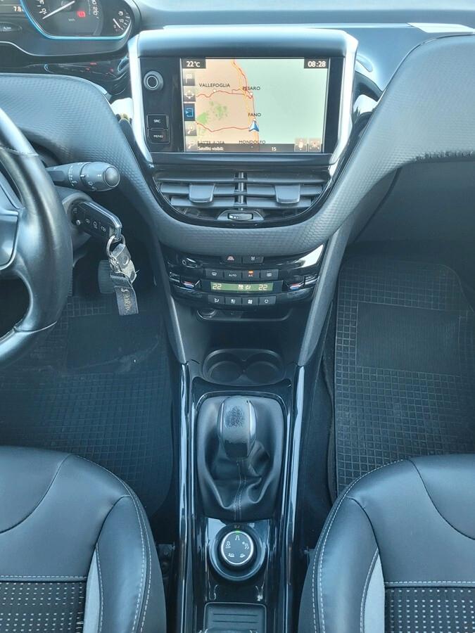 Peugeot 2008 BlueHDi 100 Allure