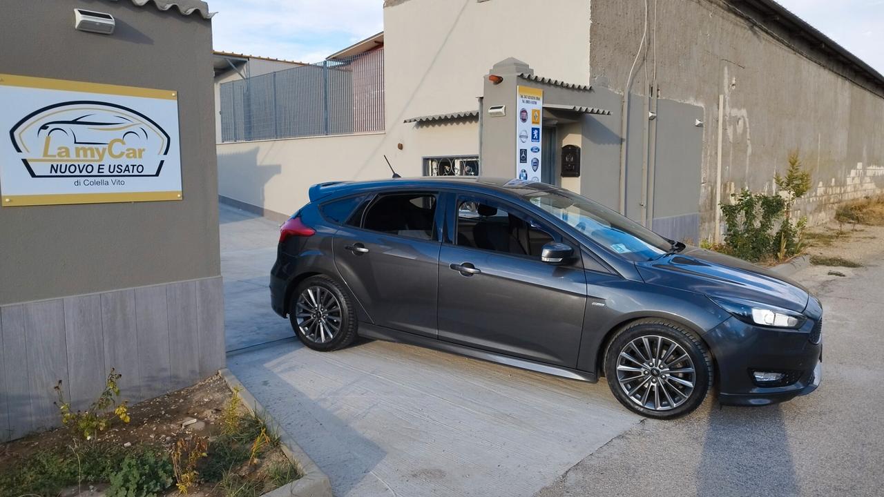 Ford Focus 1.5 TDCi 120 CV Start&Stop Powershift ST Line