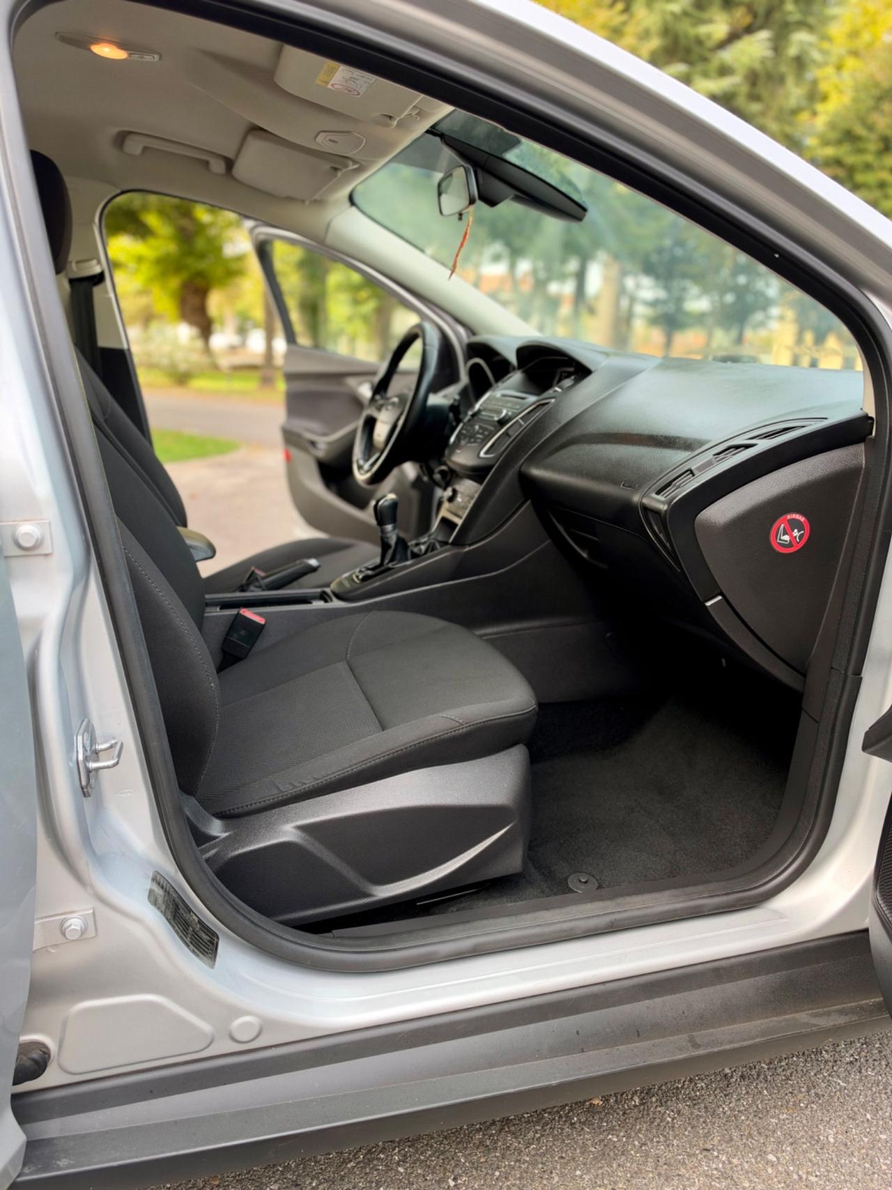 FORD FOCUS 1.0BENZINA 2015 90.000KM EURO6