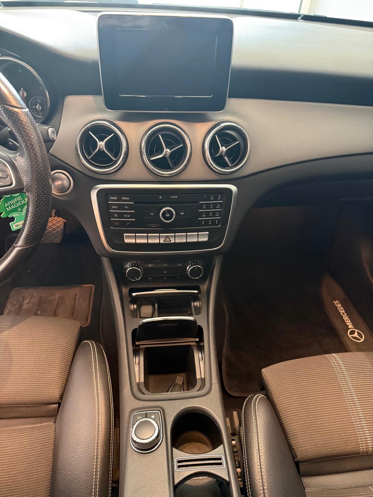 Mercedes-benz A 200 d Automatic Executive