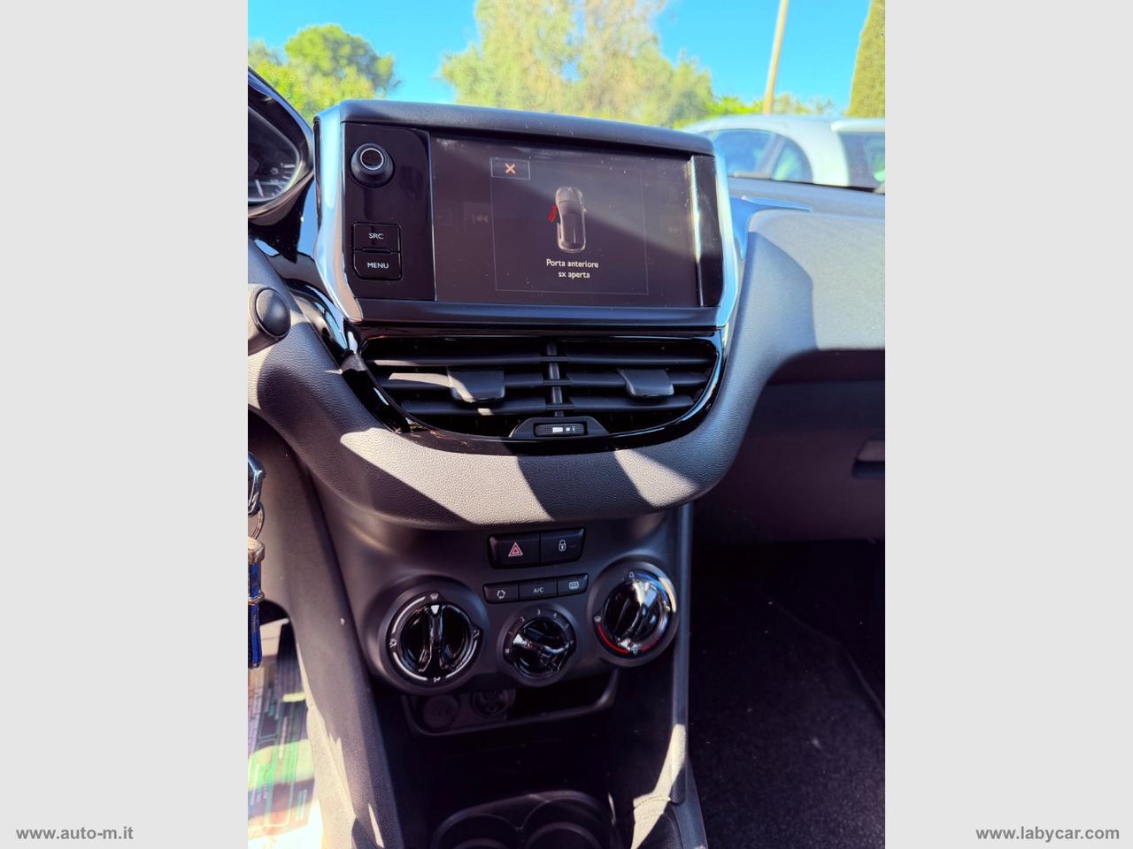 PEUGEOT 208 PureTech 82 5p. Allure