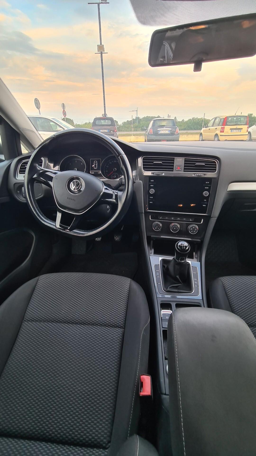 Volkswagen Golf 2.0 TDI 5p. Highline BlueMotion Technology