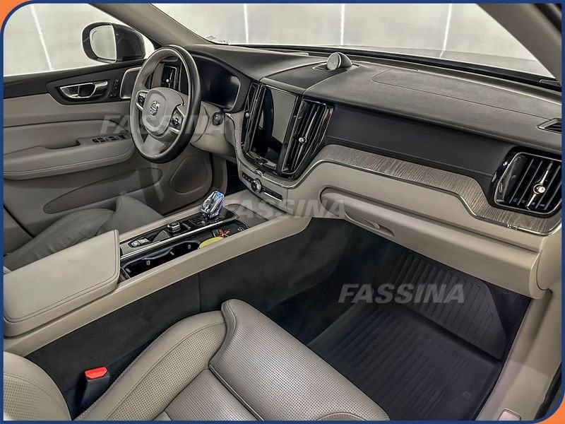 Volvo XC60 Recharge T8 Plug-in AWD autom. Recharge Inscription
