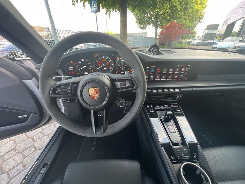 Porsche 911 Carrera GTS (992.1)