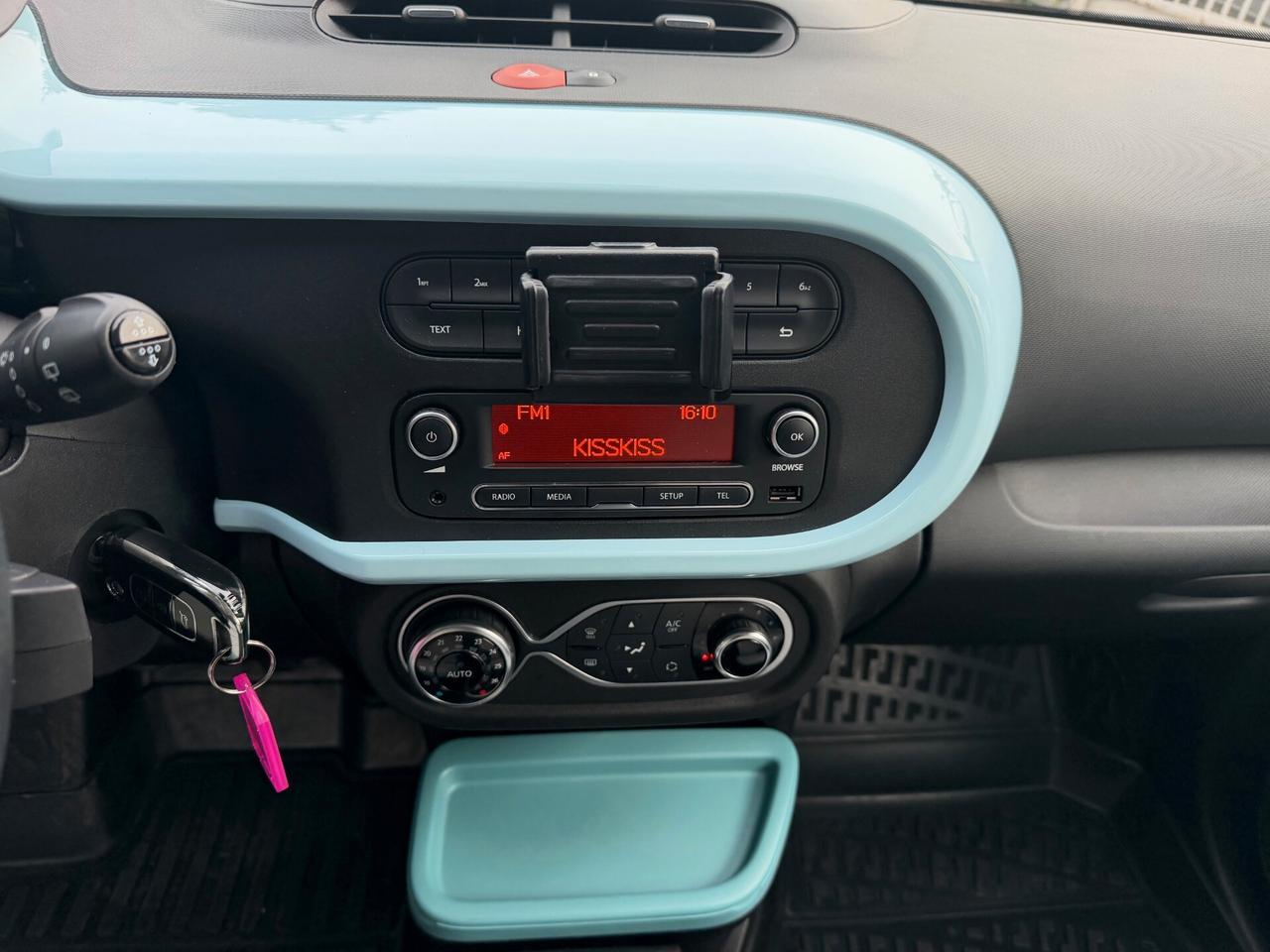 Renault Twingo 1.0 71CV SCe Cosmic