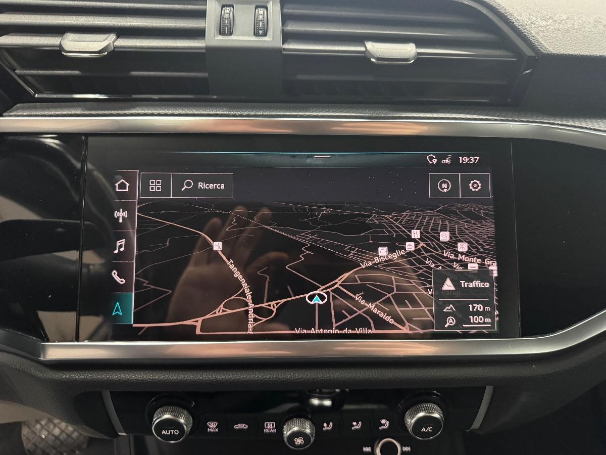 AUDI - Q3 SPORTBACK 35 TDI S tronic Business UNICO PROP/ MATRIX/ CARPLAY