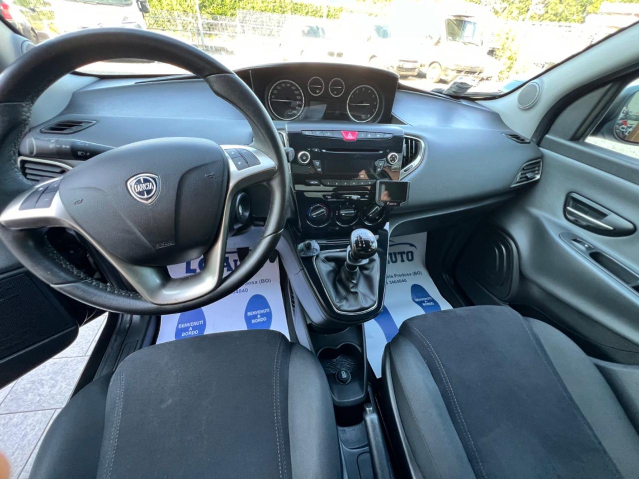 Lancia Ypsilon 0.9 TwinAir 85 CV 5 porte Metano Ecochic Gold