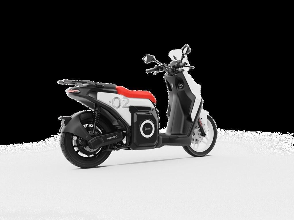 SILENCE S02 HS 5.6kWh my22