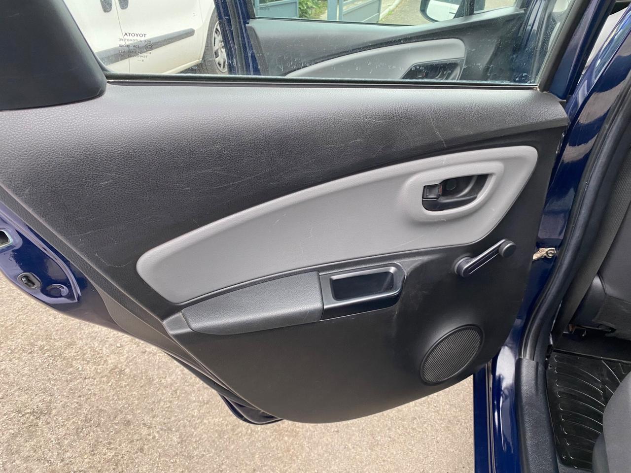 Toyota Yaris 1.5 Hybrid 5 porte Active