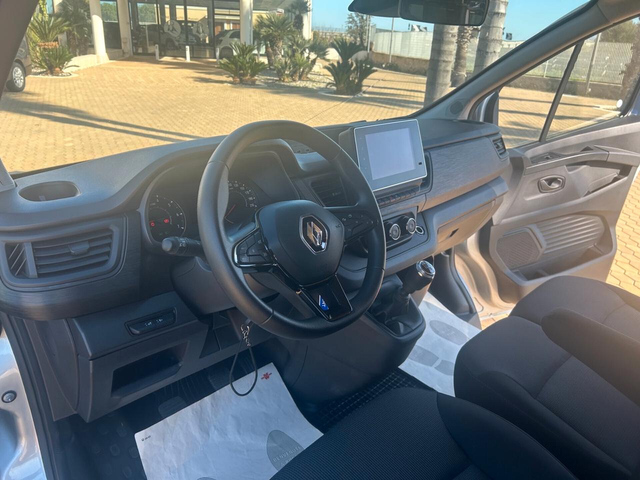 Renault Trafic 9posti 2.0BluedCi 150CV P.Lungo Zen