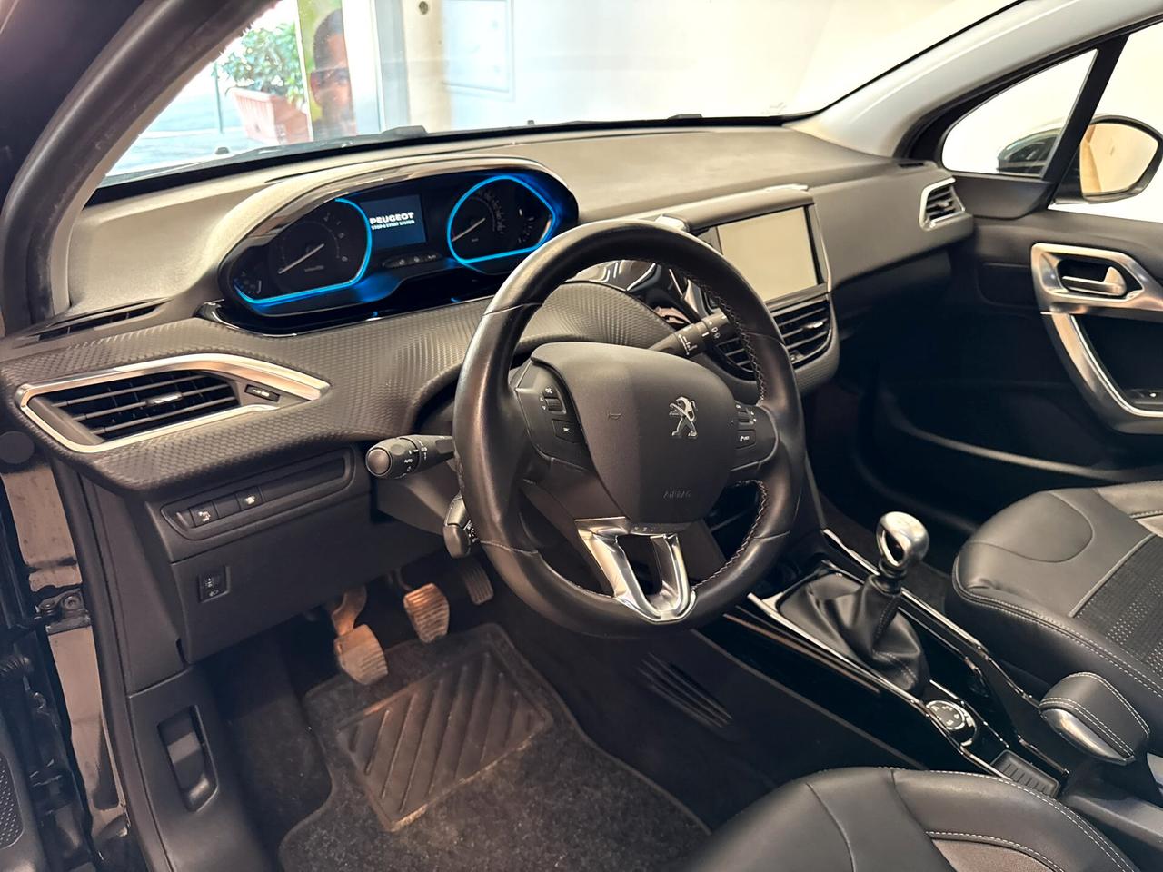 Peugeot 2008 BlueHDi 120 S&S Allure