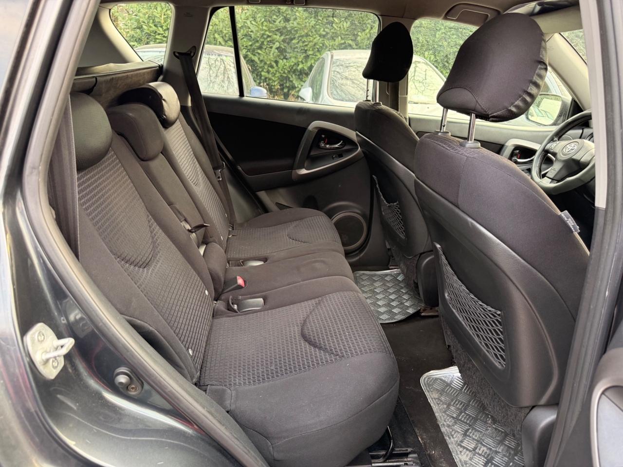 Toyota RAV 4 RAV4 2.2 D-4D 177 CV Luxury