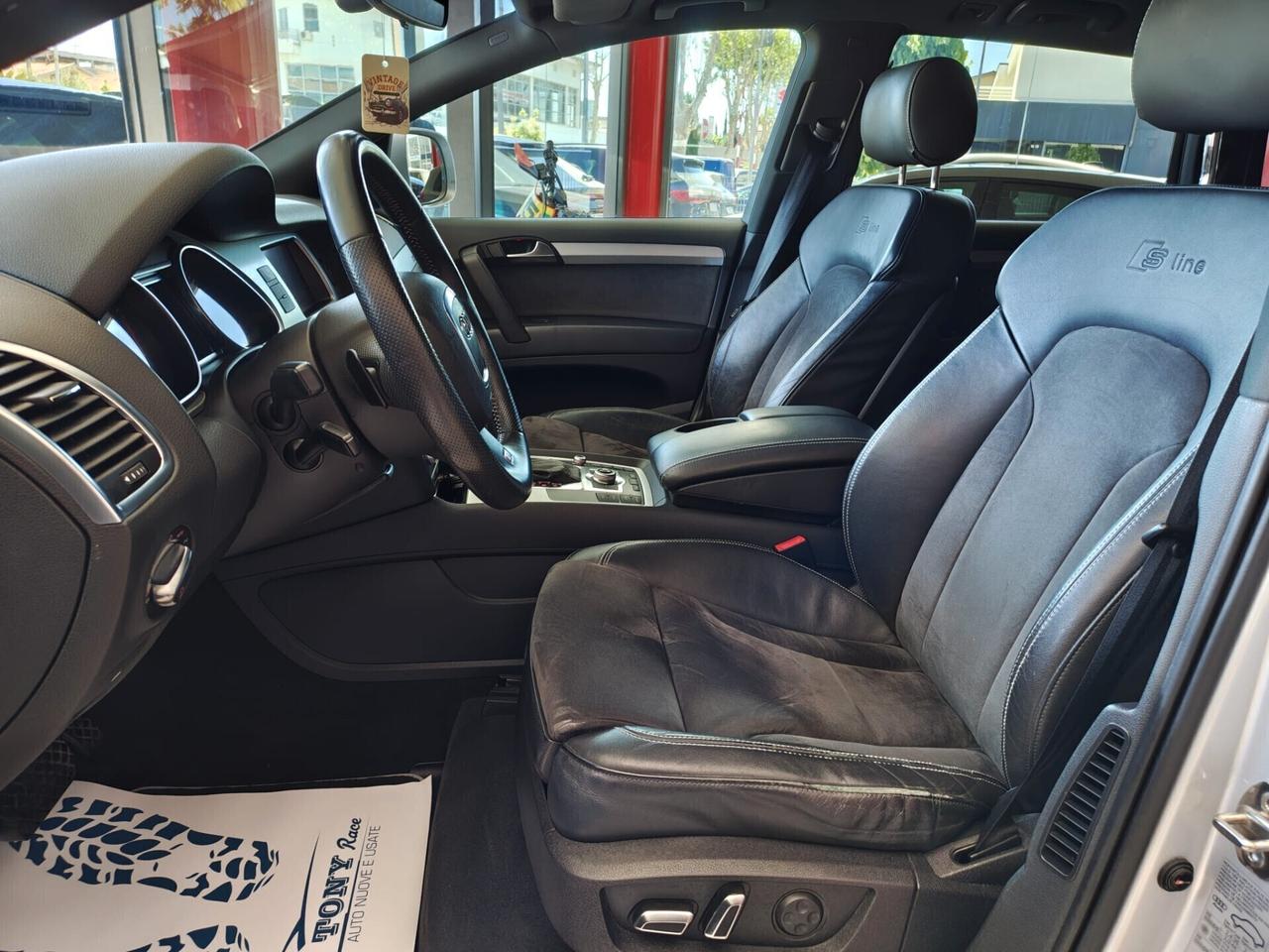 Audi Q7 3.0 TDI 240 CV quattro S-LINE GANCIO TRAINO UNIPRO