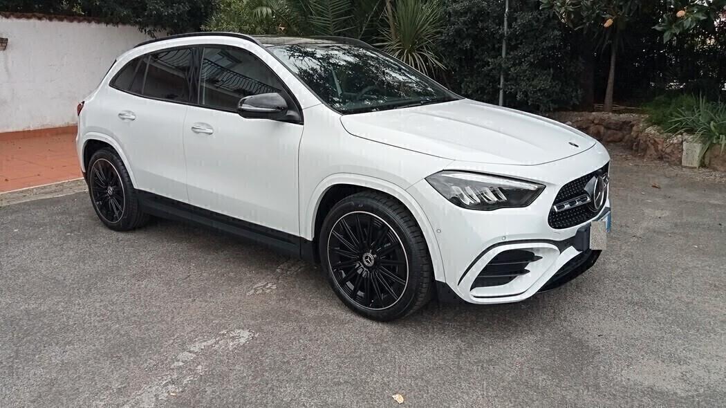 GLA 200 dAut AMG LINE Premium Night km0