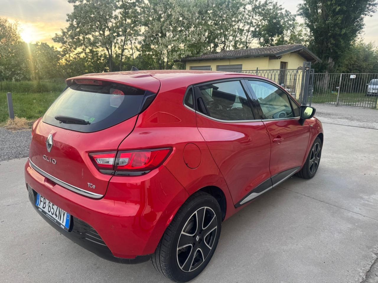 Renault Clio TCe 12V 90CV Start&Stop 5 porte Energy Duel2