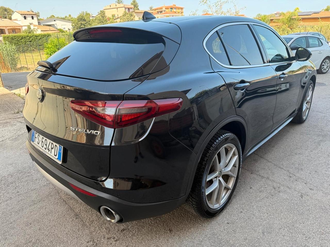 Alfa Romeo Stelvio 2.2 Turbodiesel 210 CV AT8 Q4 Super