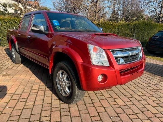 Isuzu D-Max 3.0 TD cat Space Cab 4WD Pick-up L EU4