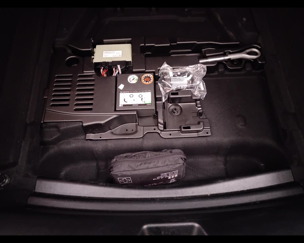 Mercedes-Benz CLA Sh.Brake - X118 - CLA Shooting Brake 200 d Premium auto