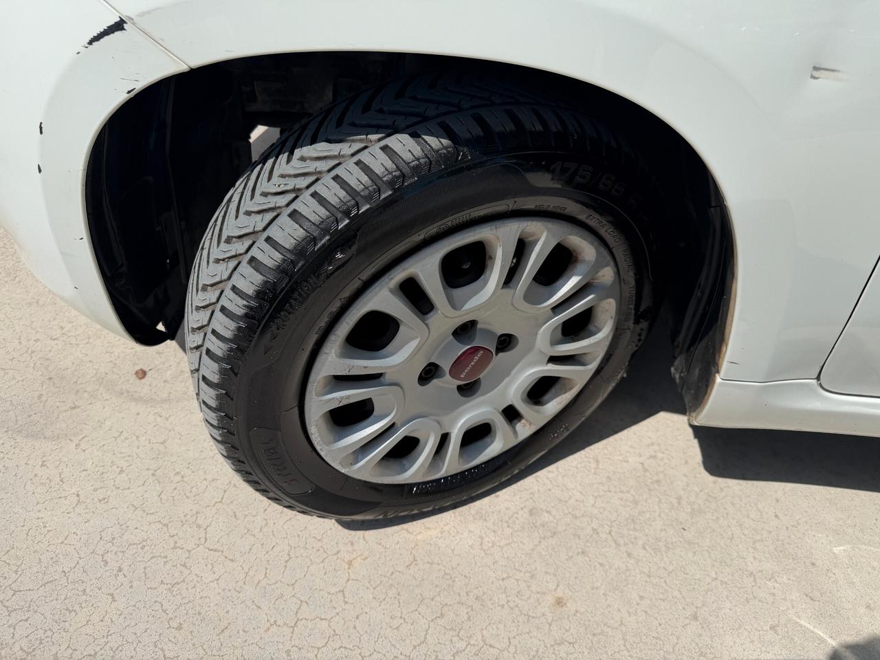 FIAT PANDA 2016 1.2 BENZ *CARROZZERIA DA RIVEDERE