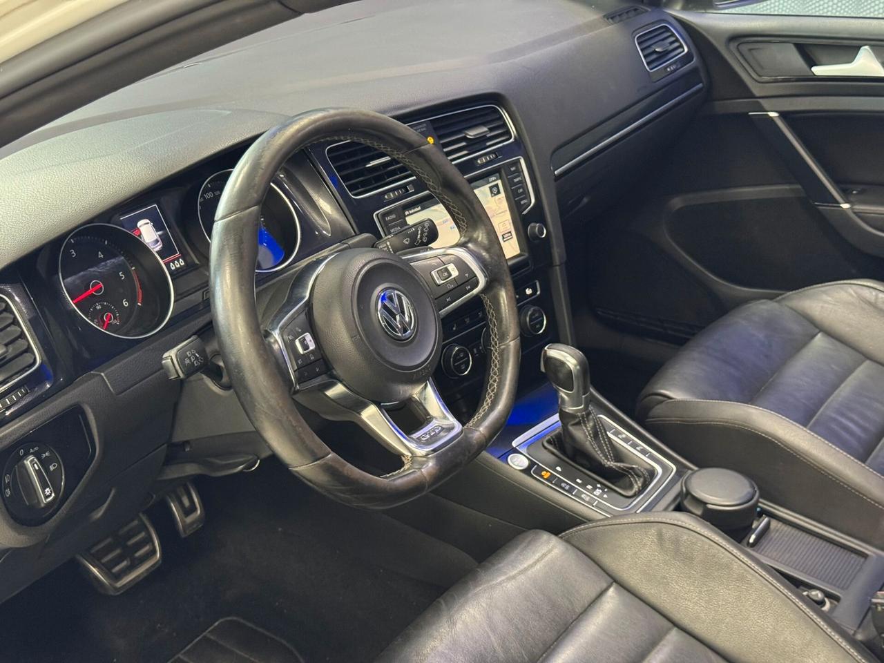 Volkswagen Golf GTD 2.0 TDI DSG 5p. Business BlueMotion Technology