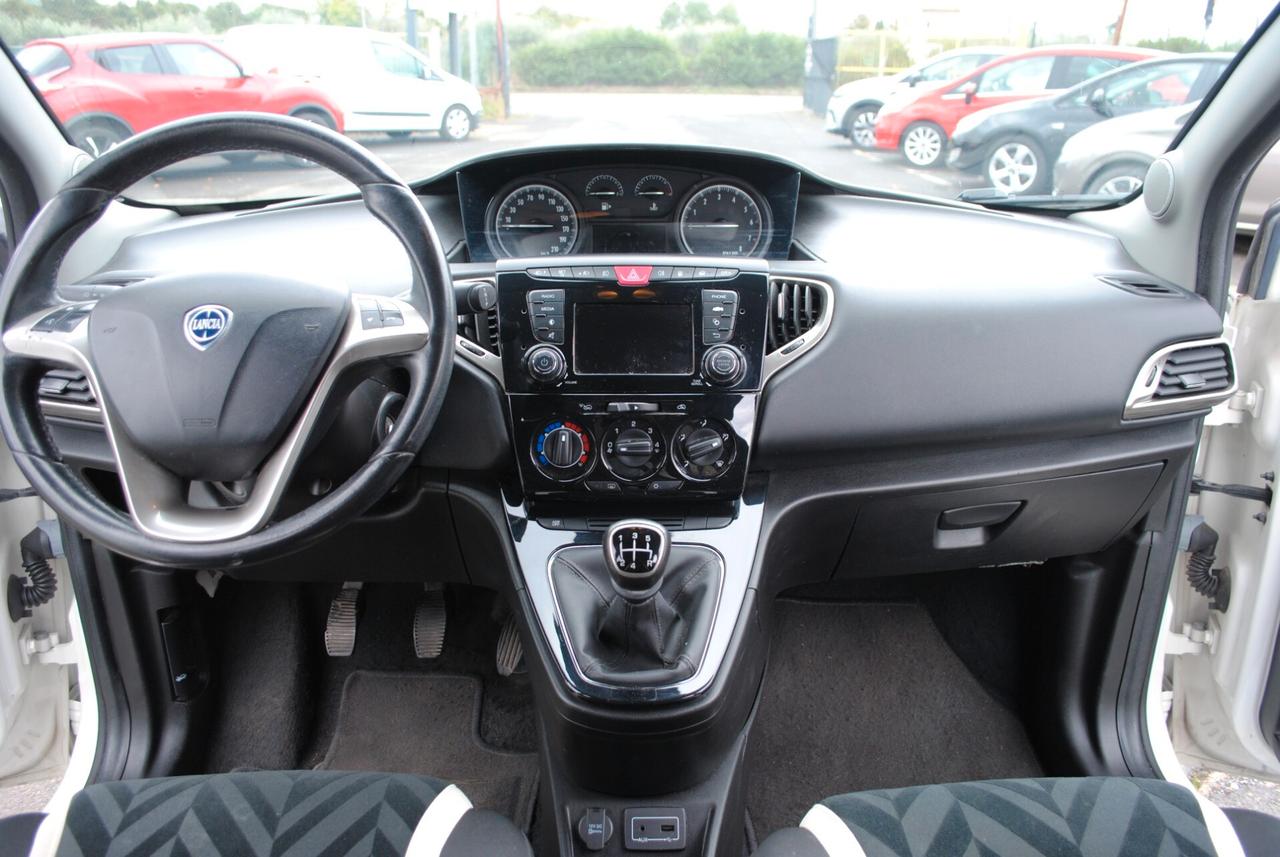 LANCIA YPSILON 0.9 84 CV BENZ/METANO