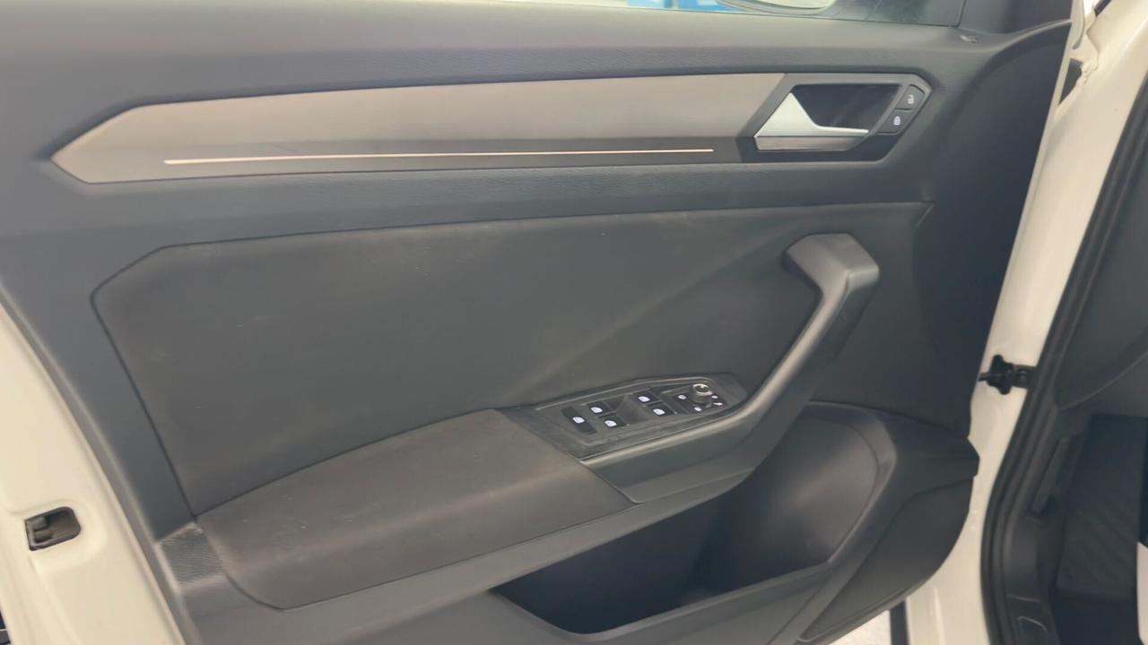 Volkswagen T-Roc 1.6 TDI SCR Style BlueMotion Technology