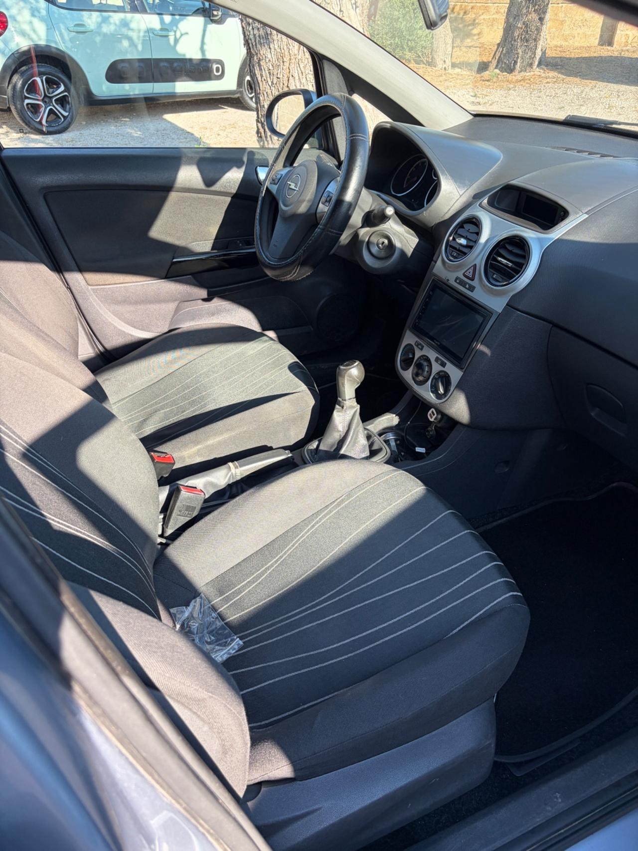 Opel Corsa 1.0 12V 5 porte Enjoy con GPL xfettaaa!!!