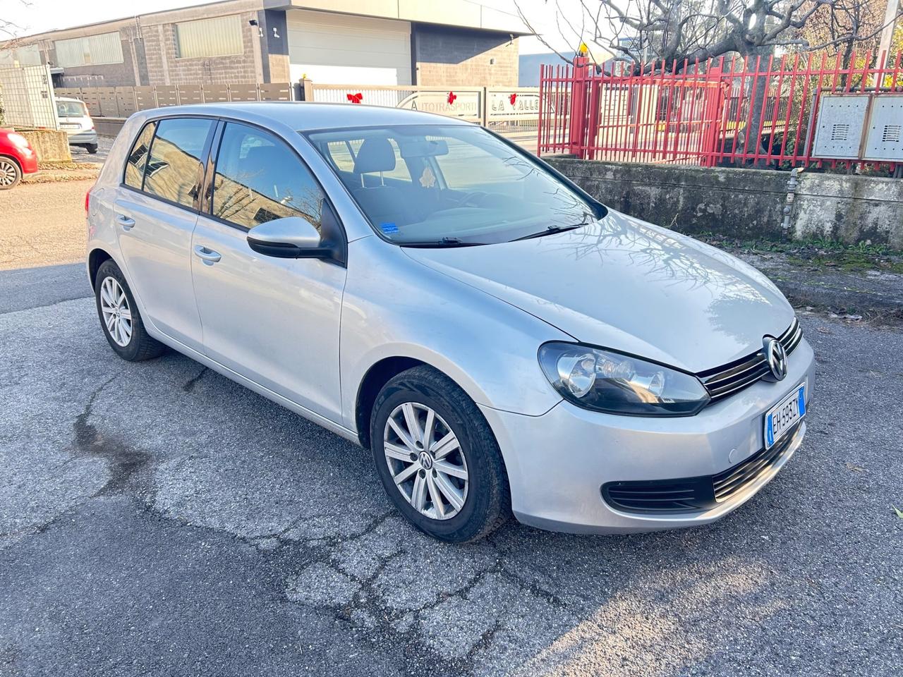 Volkswagen Golf 1200 tsi 105 cv leggi annuncio
