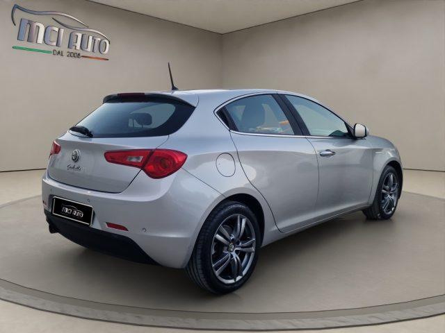 ALFA ROMEO Giulietta 1.6 JTDm-2 105 CV Distinctive