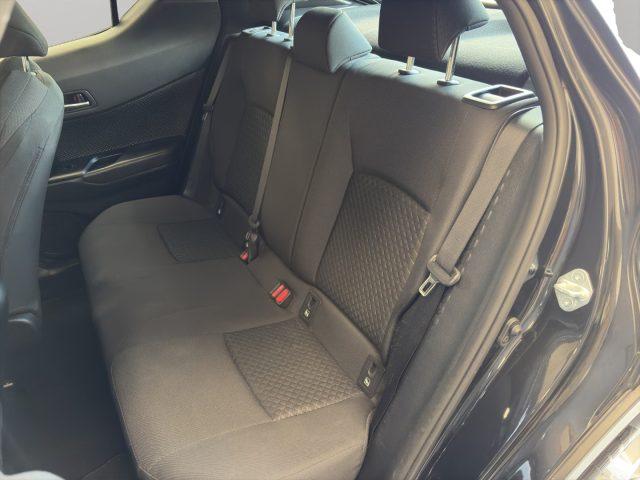 TOYOTA C-HR 1.8 Hybrid E-CVT Active