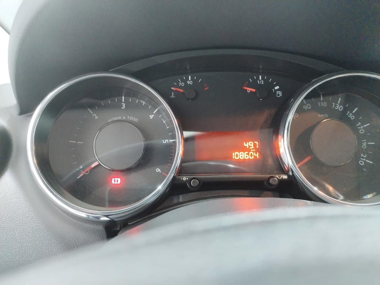 Peugeot 3008 1.6 HDi 110CV Premium