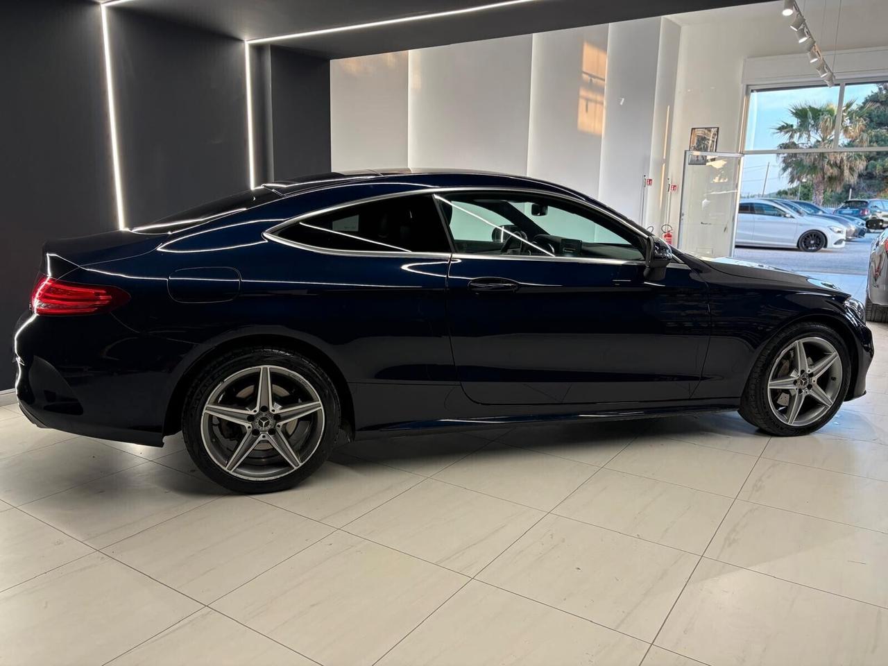MERCEDES C 220D 4Matic Coupé AMG Premium TETTO
