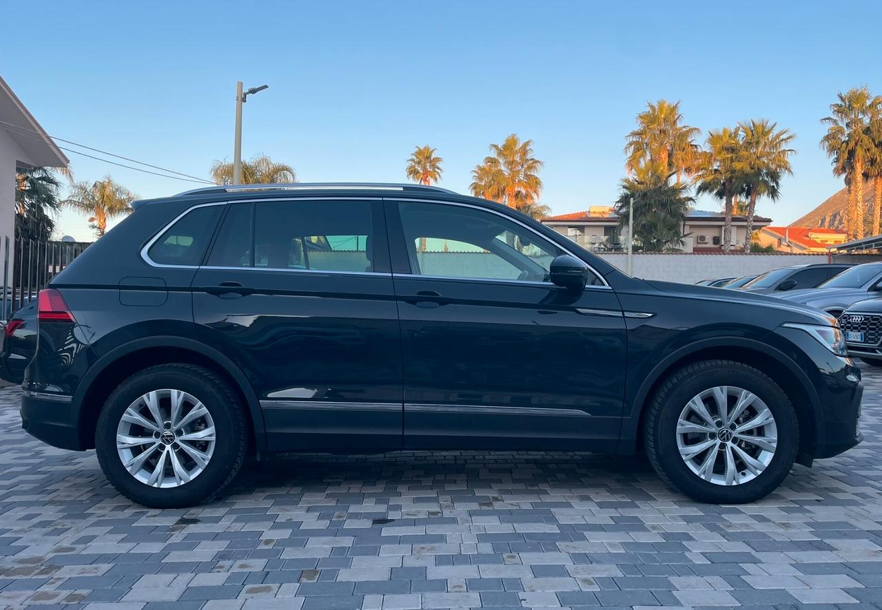 Volkswagen Tiguan Life 2.0 TDI 150CV DSG