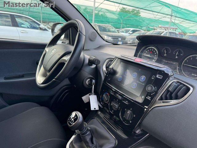 LANCIA Ypsilon NEOPATENTATI 1.0 firefly hybrid Gold S tg:GK443RK