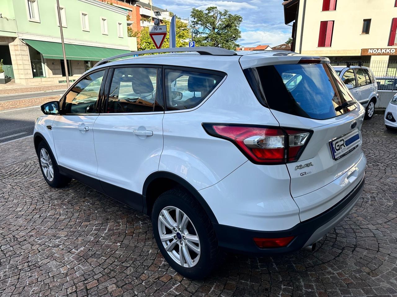 Ford Kuga 1.5 TDCI 120 CV S&S 2WD Titanium