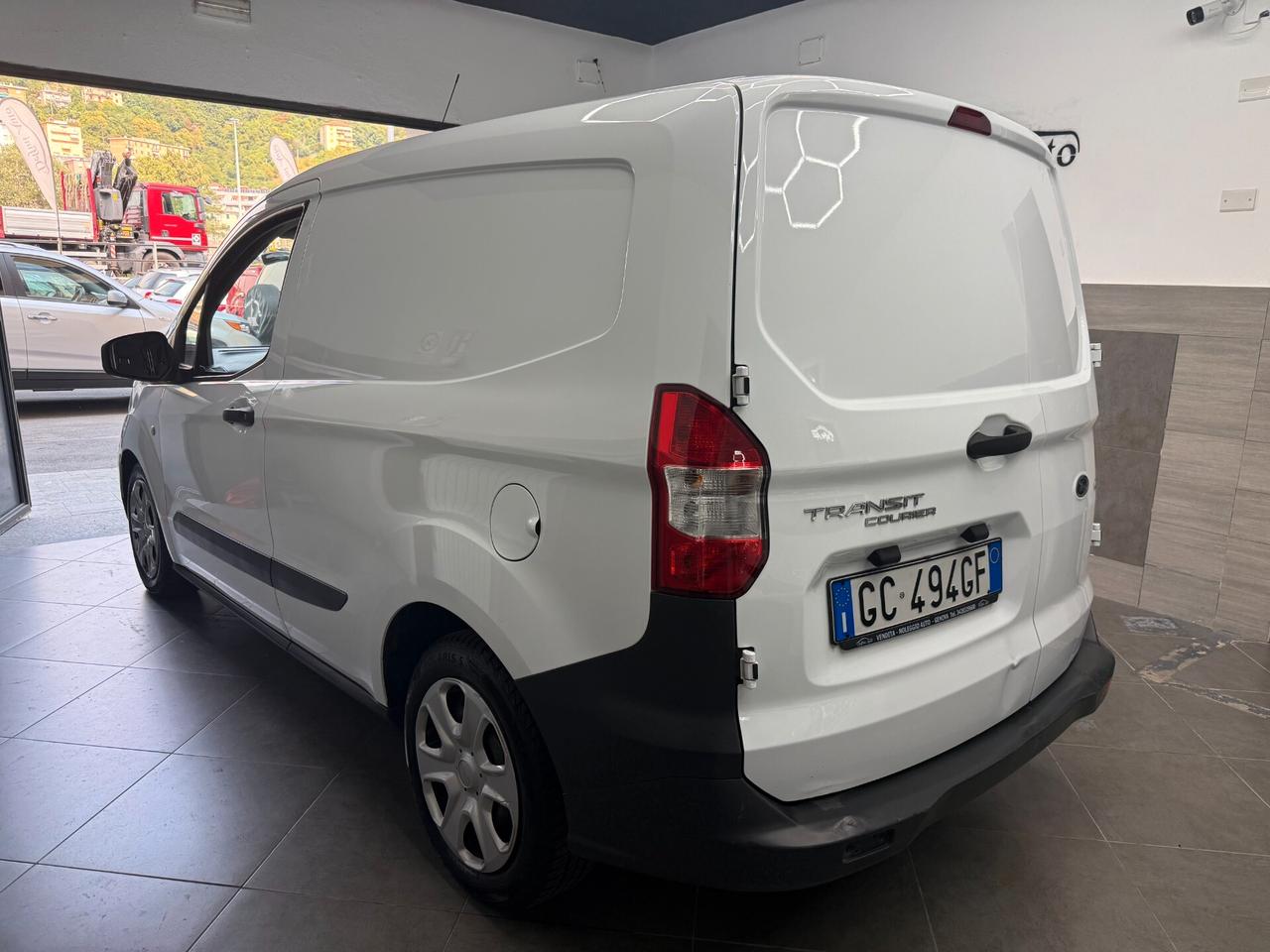 Ford Transit Courier 1.5 TDCi PREZZO FINITO