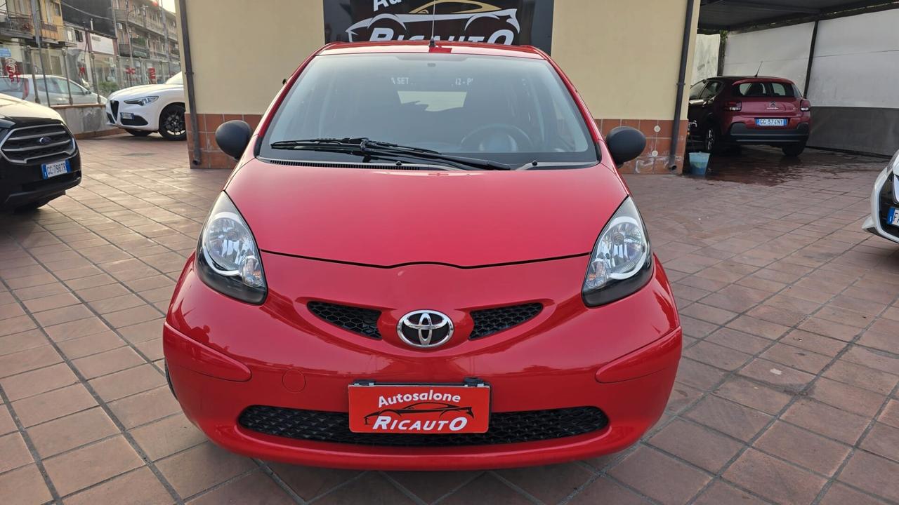 Toyota Aygo 1.0 12V VVT-i 5 porte