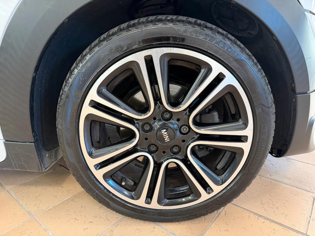 Mini Cooper SD Countryman 2.0 ALL4 John Cooper