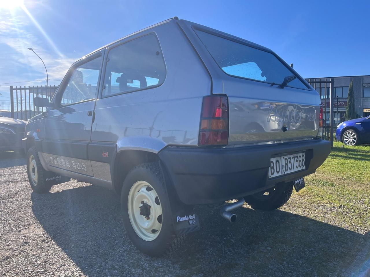 Fiat Panda 1000 4x4 completamente restaurata