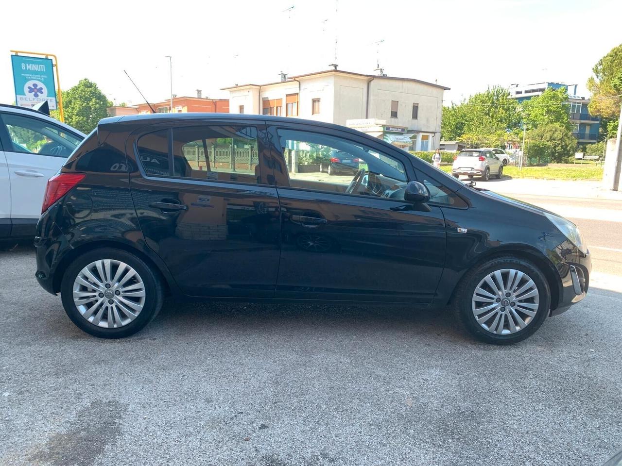 Opel Corsa 1.2 benz Catena Neopat. Unicoprop.