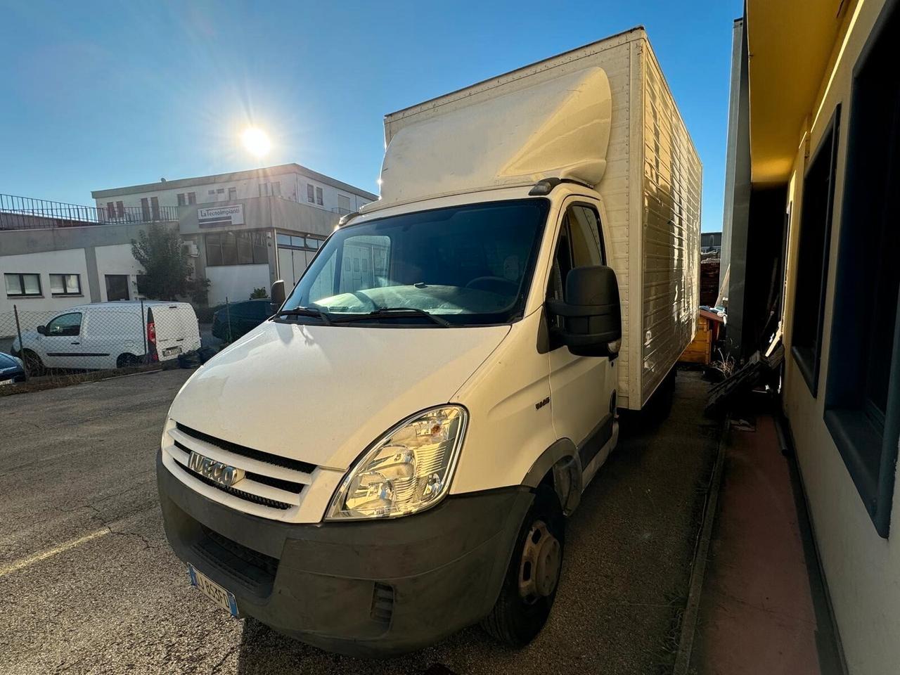 IVECO Daily 35/E4 3.0 HPI Furgonato – 2007
