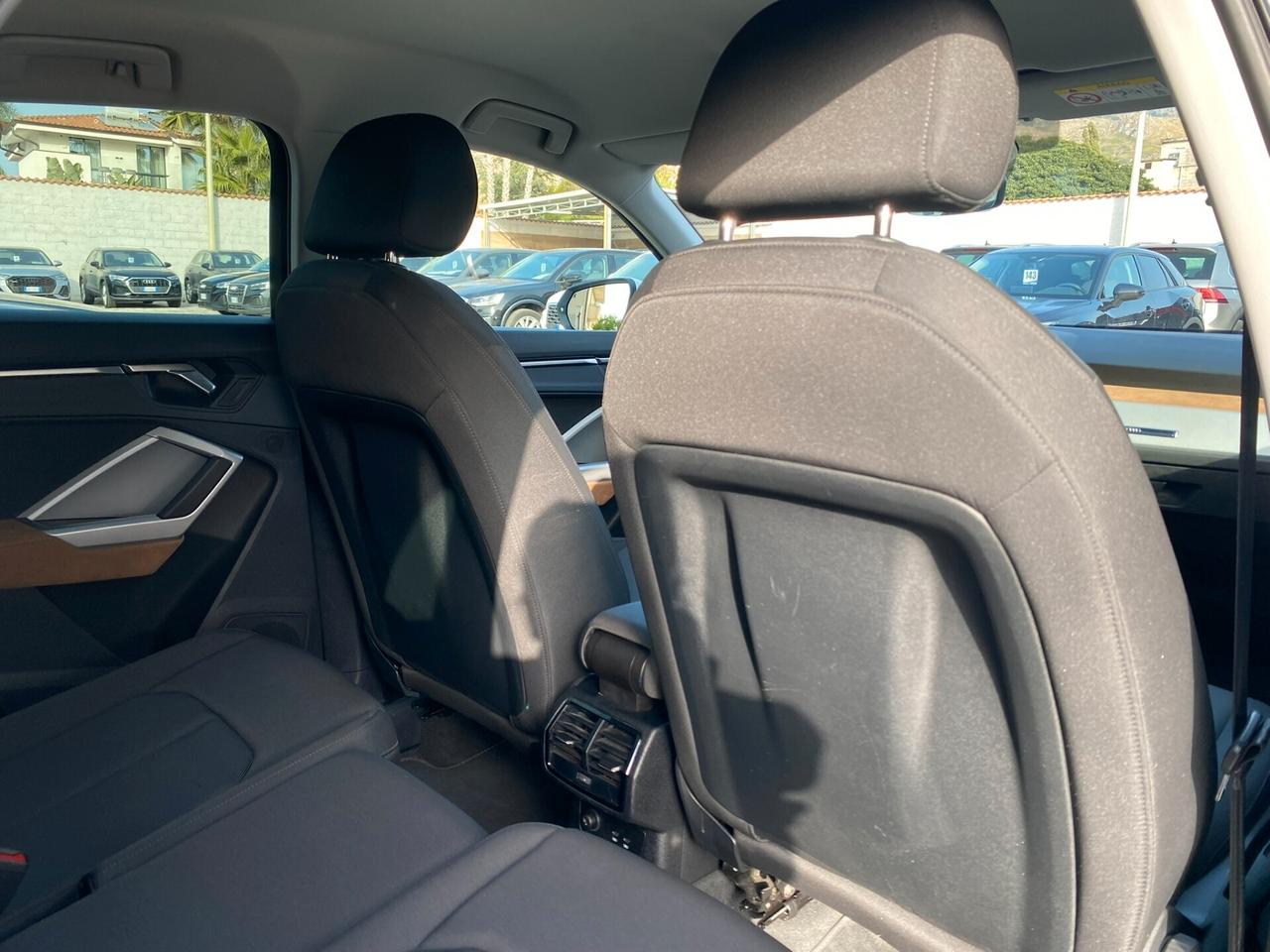 Audi Q3 SPB Business Advanced 2.0 TDI 150CV s-tronic 35
